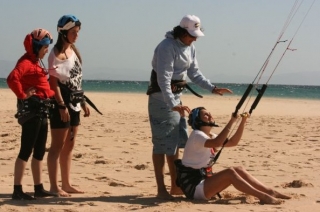  与真正的专业人士一起教学 